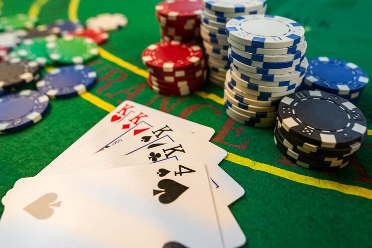 Studio dealer langsung Lightning Baccarat topanhoki dengan multi-kamera profesional